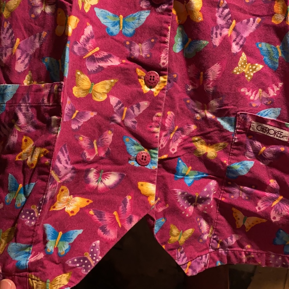 Scrub top - Picture 2 of 3